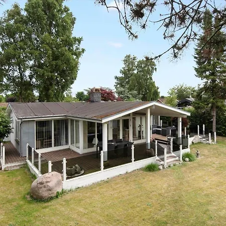 R623-rodvig-laurasvej-13 * Rødvig